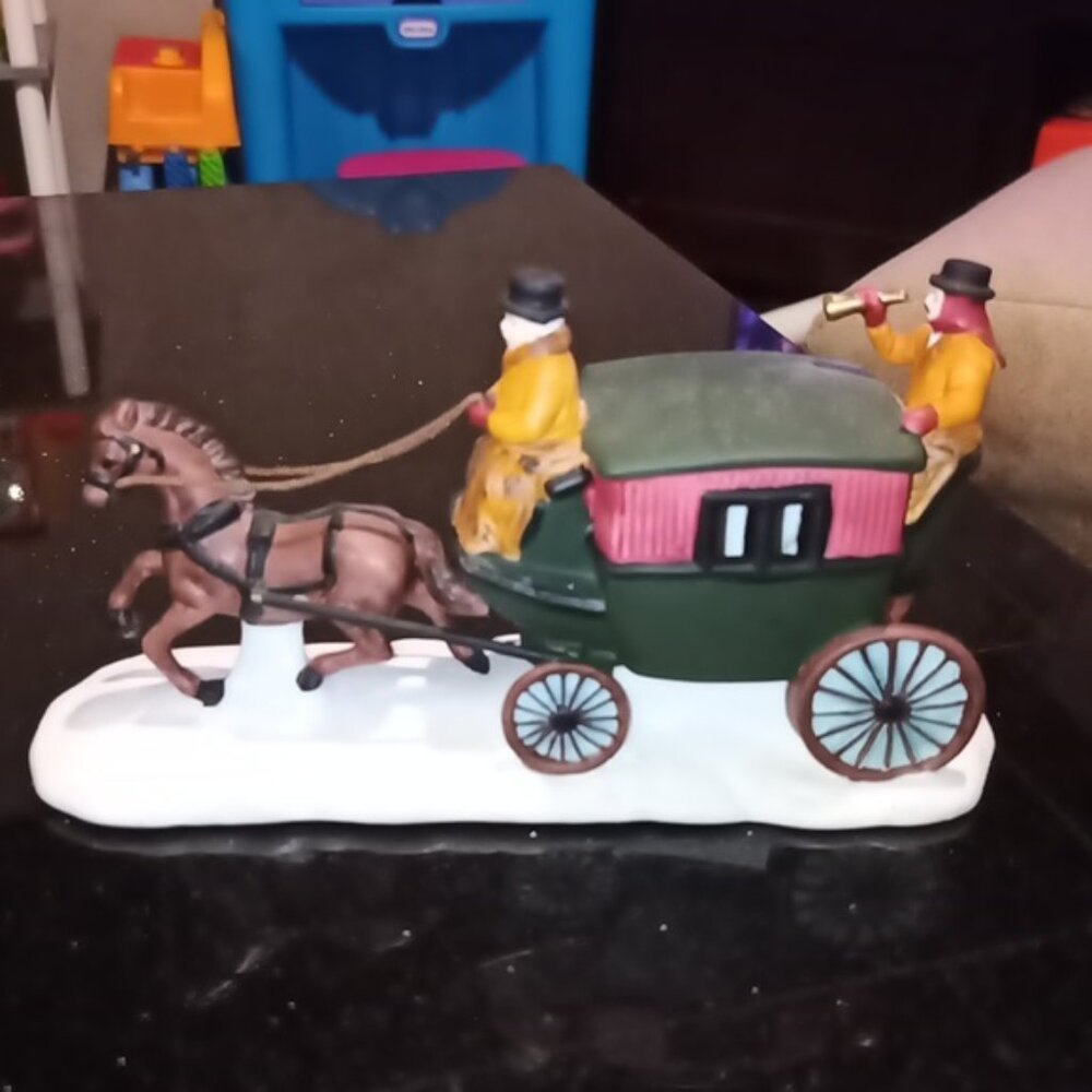 Vintage 1988 Dept 56 Heritage Village Christmas Collection "Dover Coach … - Picture 9 of 10
